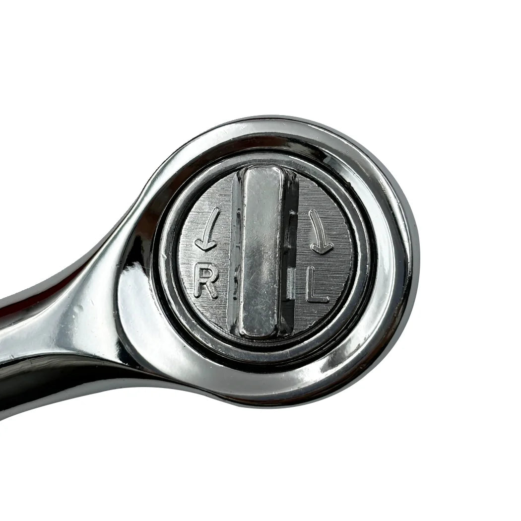 Close-up of the Oil Filter Wrench Kit ratchet's forward and reverse direction switch